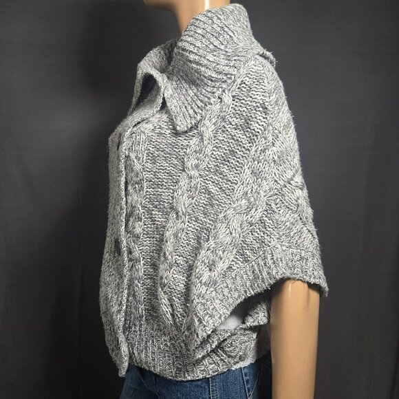 Y2K Gray Cape Cardigan Chunky Sweater Size S Boho Academia Cable Knit 2000s - Picture 4 of 9
